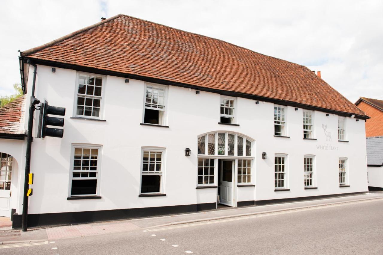 The White Hart, Overton Экстерьер фото